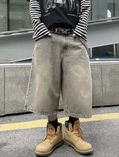 【即完売品】　ライトグレー ワイドシルエット ジョーツ　ハーフパンツ　デニム