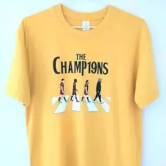 【新品美品】リバプール プレミア19回優勝記念Tシャツ 黄色 ビートルズ風