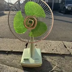 SANYO 壁掛け扇風機 緑色　値下げ交渉可能 SANYO 壁掛け扇風機 緑色 値下げ交渉可能 - メルカリ