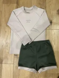 水着セット ベージュ長袖 グリーンショーツ