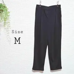 タック入り黒カジュアルパンツ M