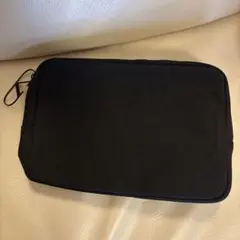 Valentino メイクポーチ　ヴァレンティノ