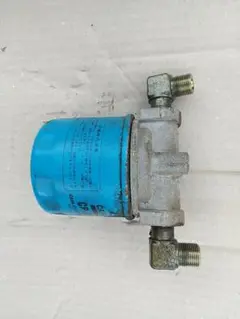 オイルフィルタ用ブラケット