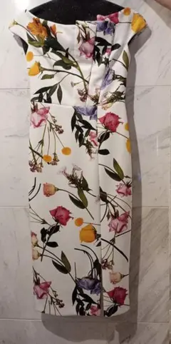 【美品！】花柄 ノースリーブ ワンピース