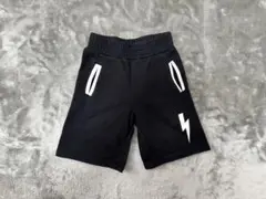 ニールバレットキッズのショートパンツです
