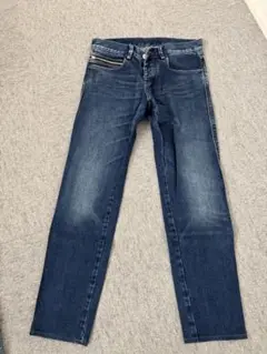 EMPORIO ARMANI スキニーフィット