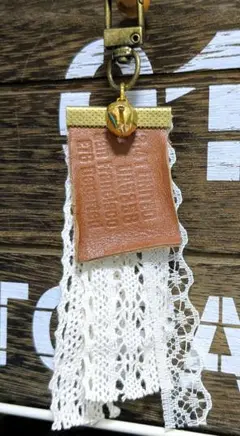 Item thumbnail for item 620d9289-c163-4fd3-951c-121414ee28cb