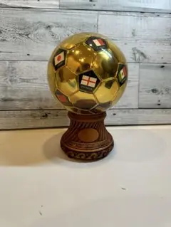 激レア！　サッカー日韓ワールドカップ 記念ボールオブジェ　2002