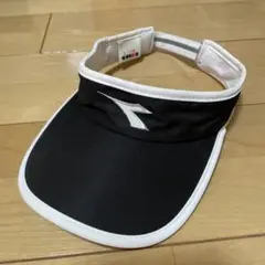 diadora サンバイザー 黒/白