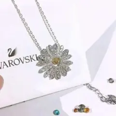 SWAROVSKI スワロフスキー Eternal Flower ペンダント