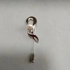 真珠シルバーピンブローチ