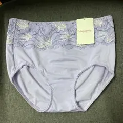 Item thumbnail for item e74b3ee8-ac70-4012-b1cc-33e5989e9316