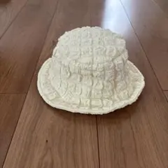 美品 バースデイ アイボリーポコポコハット 48cm