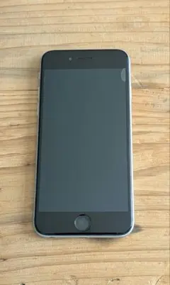 Apple iPhone 6s 16GB（本体のみ）SIMフリー