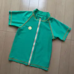 ラッシュガード
