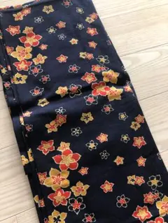 【お値下げしました】単衣 着物 紺 花柄 ウール?