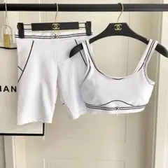 alo ホワイト スポーツブラとショートパンツセットM