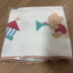 フード付きベビーバスタオル　familiar こどもちゃれんじ