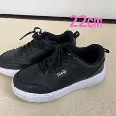 mad foot ブラックスニーカー 合成皮革 ホワイトソール