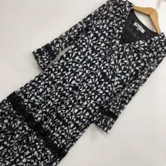 美品 スーパービューティ M〜L ワンピース スカート ビジュー 黒