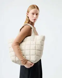 1438　VeeCollective　リュック　シルバー　ポーチ付　極美品 シルバー レザー ポケット付き リュック レトロ風 バックパック