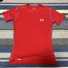 Under Armour heatgear レッド インナー