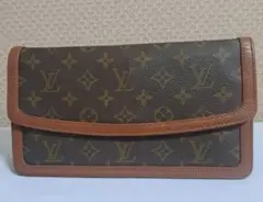 Item thumbnail for item 66a46b4b-4108-4c73-a0a0-ee0f7c7864ea