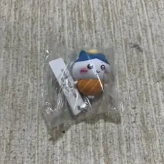 ちいかわ　くら寿司　ハチワレ　キーチェーン