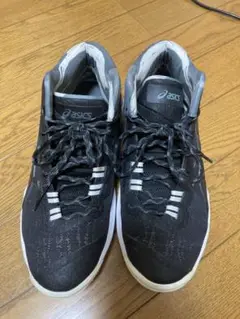 バスケットシューズ アシックス ゲルバースト