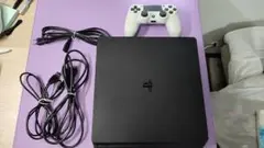 PlayStation 4 本体 + 白いコントローラー