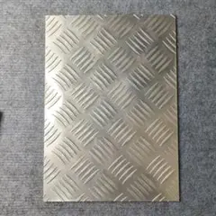 アルミ チェッカープレート 厚み3mm A4サイズ