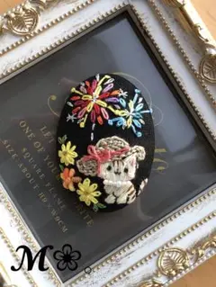 刺繍ブローチ ❁⃘*.゜とら猫ちゃんと打ち上げ花火❁⃘*.゜