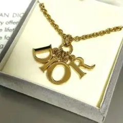 美品✨ディオール ネックレス ロゴ チャーム ゴールド 刻印 箱付き