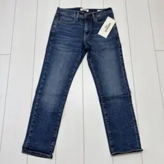 Item thumbnail for item f9bb63ab-fb27-4a29-83f1-bbde55e18480