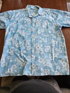青色花柄アロハシャツ Mサイズ（大きめです　Lかもです）