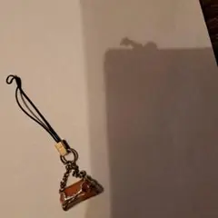 グッチゴールドハンドバッグ型チャーム