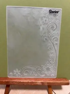Darcie フラワーと雪の結晶の模様エンボスフォルダー