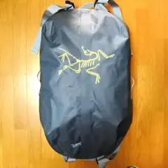 ARC'TERYX V13 ボストンバッグ ダッフルバッグ ARC'TERYX アークテリクス V13 ダッフルバッグ ブラック - メルカリ