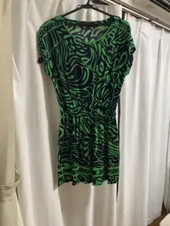 レオナールワンピース
