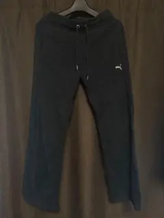 プーマ　スエットパンツ sサイズ