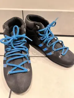 【最終値下げ】 adidas ハイカットスニーカー ブラックブルー 26.5cm