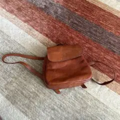 V ブラウンレザーバックパック