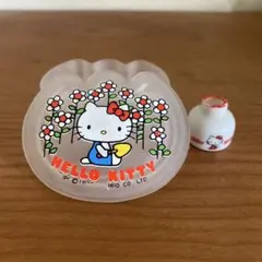ハローキティ 小物入れ とおまけ