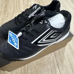 umbro アンブロ サッカーシューズ 23.5cm 新品箱タグ付き