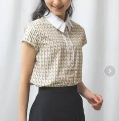 幾何プリントコットンホワイトカラーブラウス 完売商品