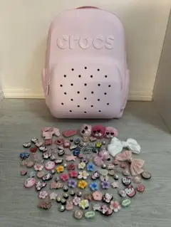 crocs クロックス　クラシックバックパック　ジビッツ大量！