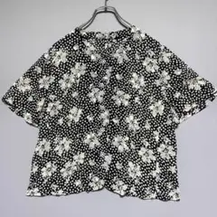 ノーブランド　タグ無し　黒白花柄ドット半袖シャツ　水玉模様　透け感あり　M〜L