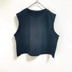 SHEIN ノースリーブトップス　クロップド丈タンクトップ　インナー　黒　S