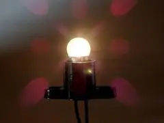 3V 乾電池1個用 豆電球と台座付きソケット 2個セット