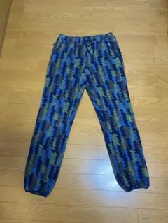 Item thumbnail for item 47e2b16a-74ea-4c7e-816d-084a3cc9a887